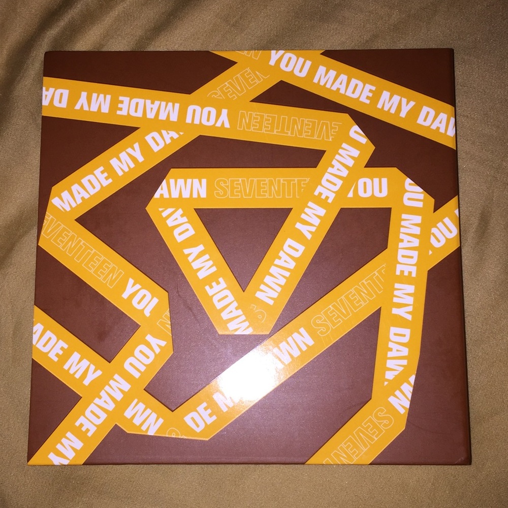 OFFICIAL SEVENTEEN 6TH MINI ALBUM YOU MADE MY DAWN